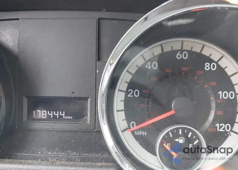 2012 Dodge Grand Caravan Se/Avp z USA, uszkodzony, nr VIN 2C4RDGBG5CR131093